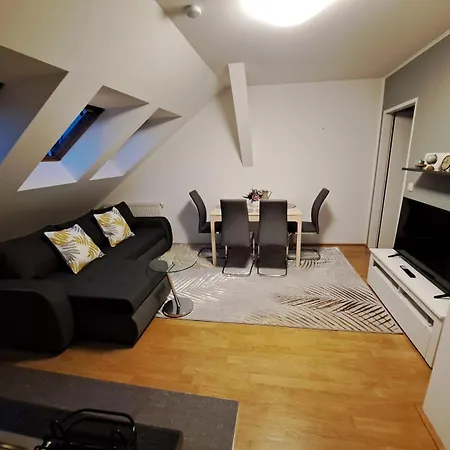 Apartment, 60m2, 2 Rooms, 4 Guests Apartmán *